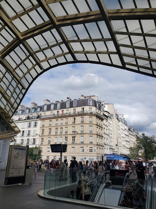 Forum des Halles, 101 Porte Berger, 1er Arrondissement, Paris, France, July 17, 2025