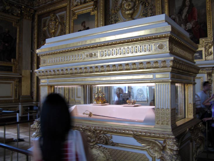 French Crown Jewels, Galerie d'Apollon (Apollo Gallery), Musée du Louvre, Paris, France, May 25, 2009