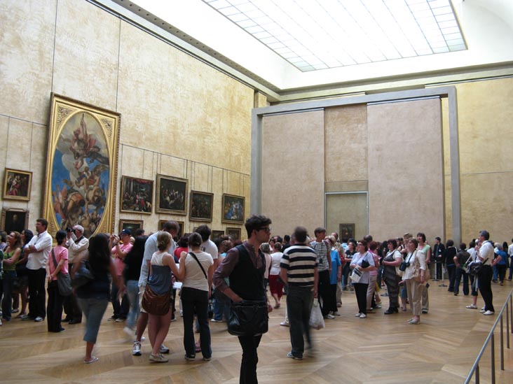 La Joconde (Mona Lisa), Leonardo da Vinci, Room 6, Denon Wing, Musée du Louvre, Paris, France, May 25, 2009