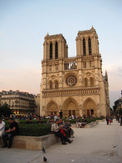 Cathédrale Notre-Dame de Paris, 6 Parvis Notre-Dame-Place Jean-Paul II, 4e Arrondissement, Paris, France, May 23, 2009