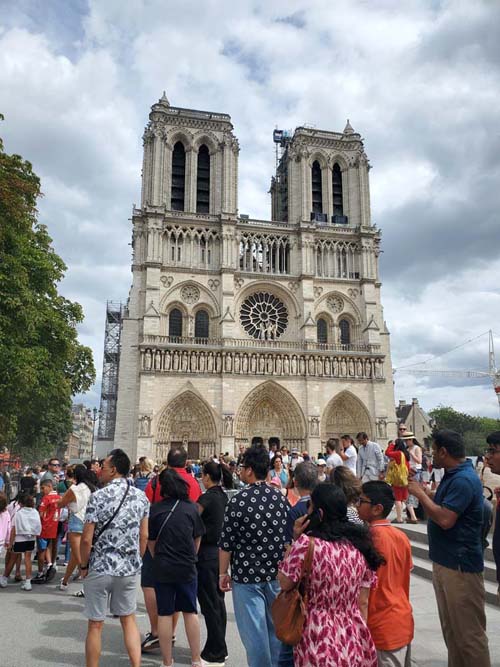 Cathédrale Notre-Dame de Paris, 6 Parvis Notre-Dame-Place Jean-Paul II, 4e Arrondissement, Paris, France, July 15, 2025