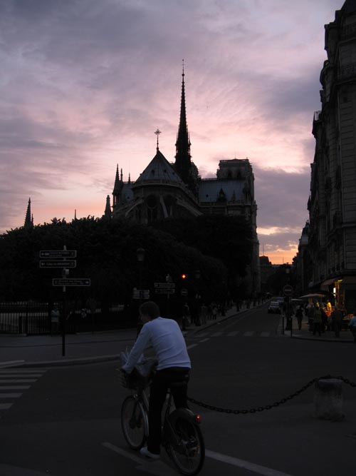 Cathédrale Notre-Dame de Paris, 6 Parvis Notre-Dame-Place Jean-Paul II, 4e Arrondissement, Paris, France, May 23, 2009