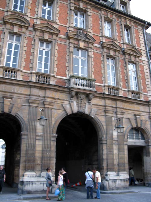 Rue de Birague Entrance, Place des Vosges, 4e Arrondissement, Paris, France