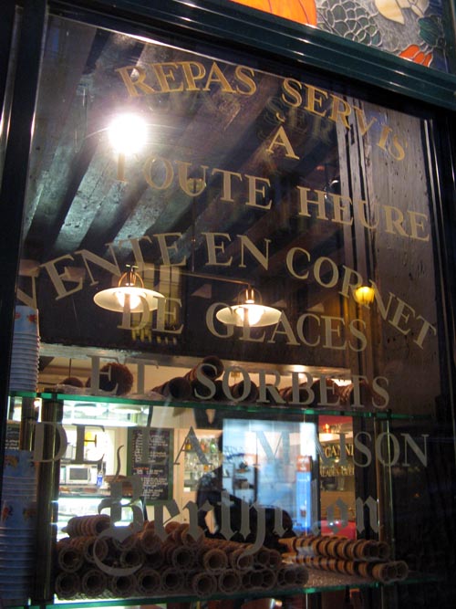 Pom'Cannelle, 27, Rue des Deux Ponts, 4e Arrondissement, Paris, France