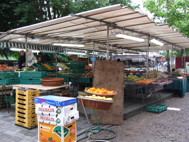 Rue Mouffetard, 5e Arrondissement, Paris, France