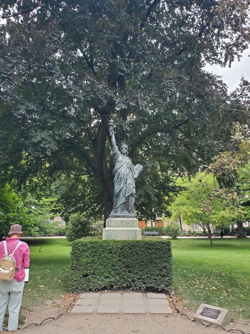 Liberty Enlightening the World, Jardin du Luxembourg, 6e Arrondissement, Paris, France, July 14, 2025