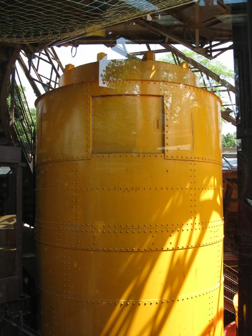 Ascenseur Jusqu'au 2ème Étage (Elevator to Second Floor), Pilier Est (East Pillar), Tour Eiffel (Eiffel Tower), Paris, France