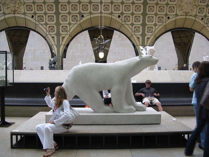 Ours blanc, François Pompon, Terrasse Lille, Musée d'Orsay, Paris, France, May 23, 2009