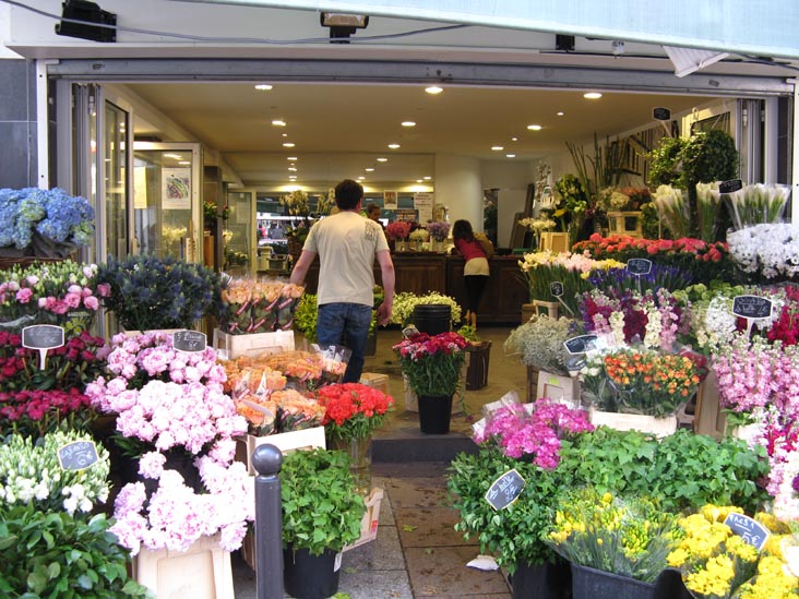 Rue Cler, 7e Arrondissement, Paris, France