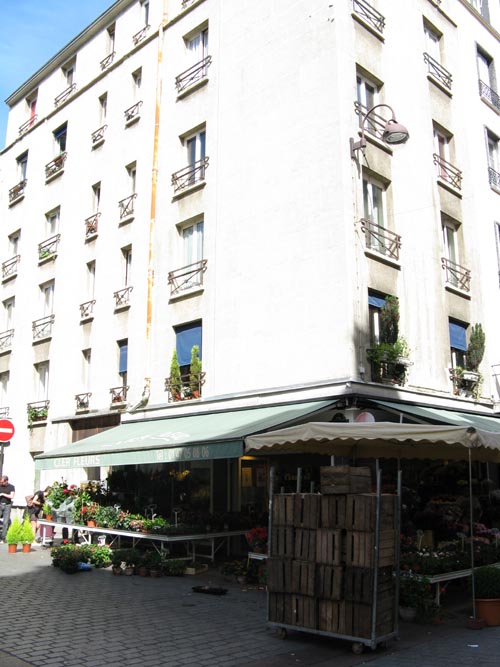 Rue Cler, 7e Arrondissement, Paris, France