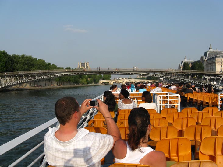 Léopold-Sédar-Senghor, Bateaux-Mouches Sightseeing Cruise, River Seine, Paris, France