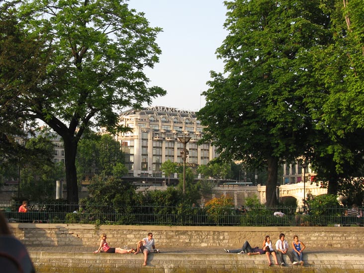 La Samaritaine From Bateaux-Mouches Sightseeing Cruise, River Seine, Paris, France