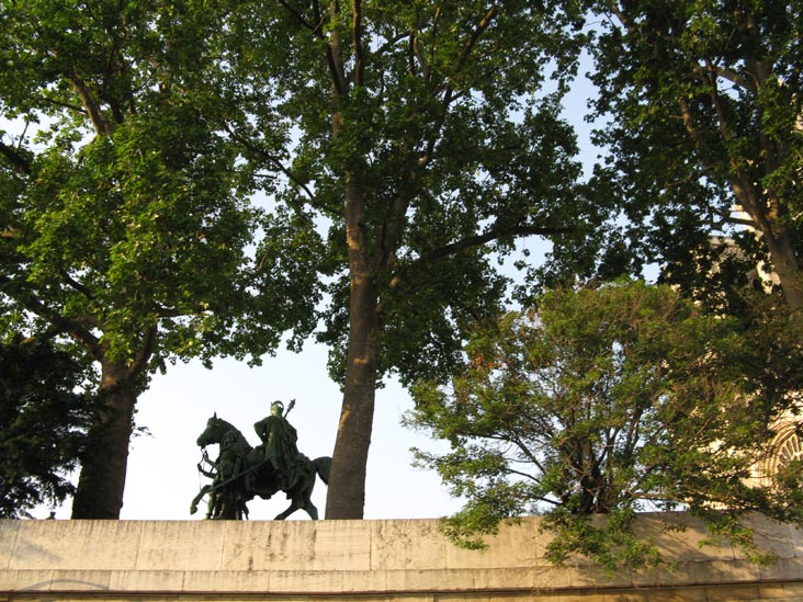 Notre-Dame, Île de la Cité From Bateaux-Mouches Sightseeing Cruise, River Seine, Paris, France, May 24, 2009