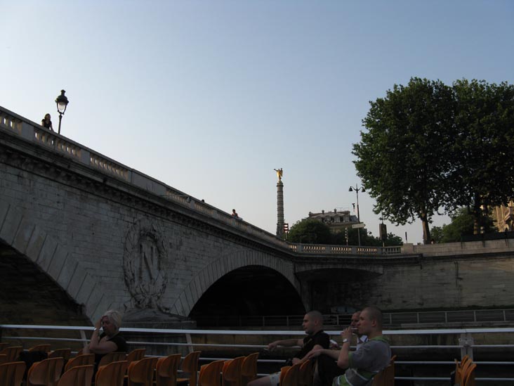 Pont-au-Change, Bateaux-Mouches Sightseeing Cruise, River Seine, Paris, France