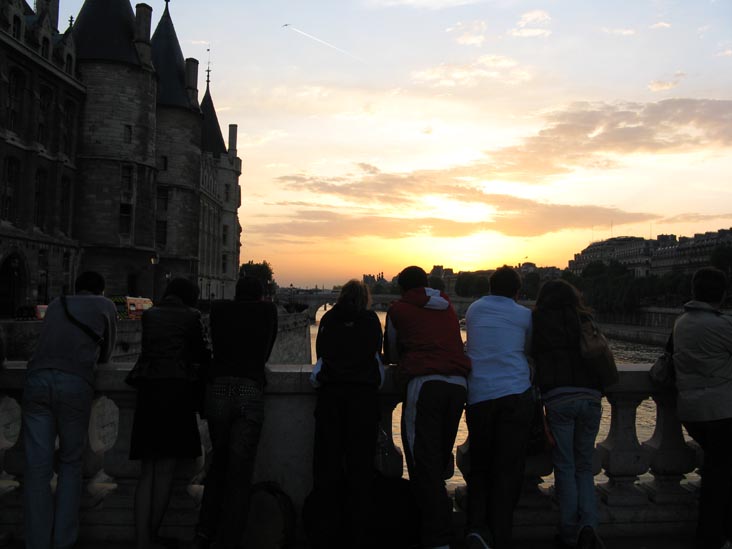 Pont-au-Change, Paris, France
