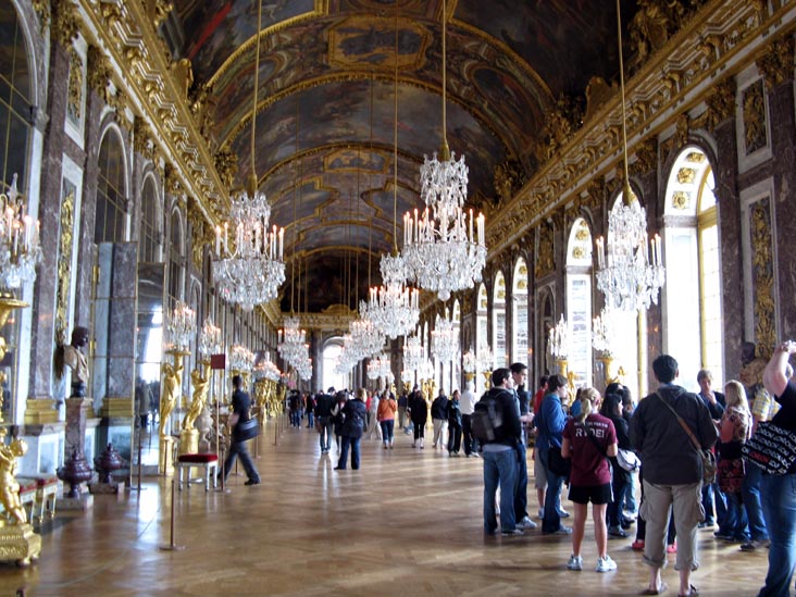 Hall of Mirrors (La Galerie des Glaces), Ch&acirc;teau de Versailles (Palace of Versailles), Versailles, France