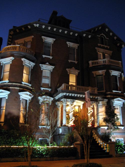 Savannah Ghosts Walking Tour, Columbia Square Stop, Savannah, Georgia