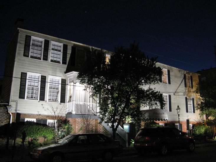 Savannah Ghosts Walking Tour, 17 Hundred 90 Inn and Restaurant Stop, 307 East President Street, Savannah, Georgia