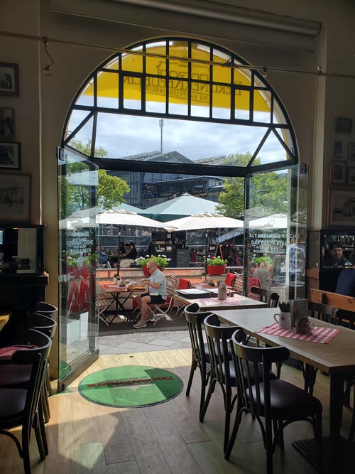 Die Berliner Republik, Berlin, Germany, July 29, 2025