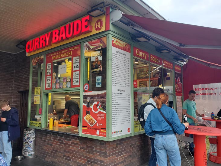 Curry Baude, Badstraße 1-5, Berlin Gesundbrunnen Station, Berlin, Germany, July 31, 2025