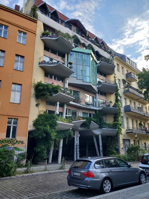 Fraenkelufer 38, Berlin, Germany, August 1, 2025