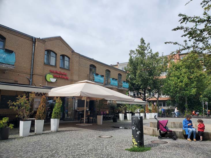 Marheineke Markthalle, Spielplatz auf dem Marheinekeplatz, Berlin, Germany, July 31, 2025
