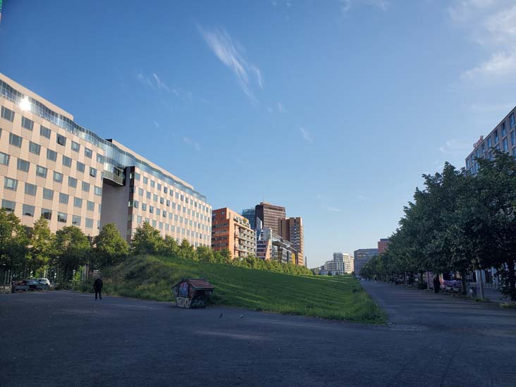 Tilla-Durieux-Park, Berlin, Germany, July 30, 2025