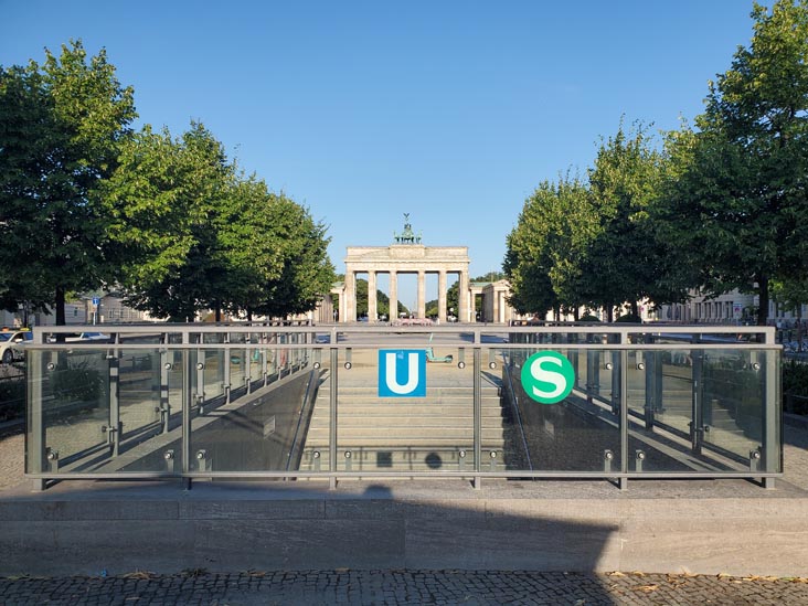 Unter den Linden Station, Brandenburg Gate, Unter den Linden, Berlin, Germany, July 30, 2025
