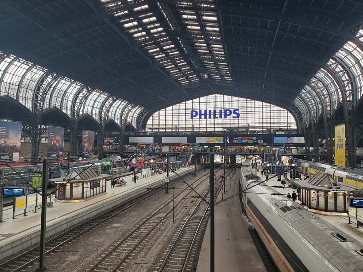 Hannover Hauptbahnhof, Hanover, Germany, July 22, 2025