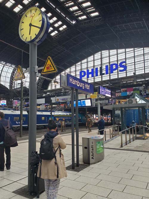 Hannover Hauptbahnhof, Hanover, Germany, July 22, 2025