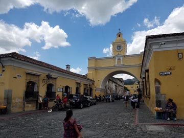 Arco de Santa Catalina/Santa Catalina Arch, Antigua, Guatemala, July 30, 2019