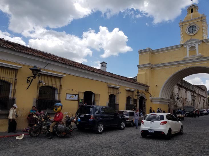 Arco de Santa Catalina/Santa Catalina Arch, Antigua, Guatemala, July 30, 2019