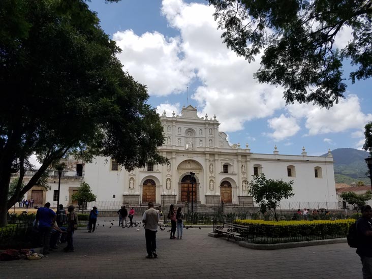 Parque Central/Plaza Mayor, Antigua, Guatemala, July 30, 2019