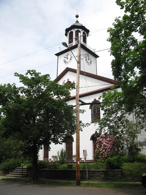 Rhinebeck Reformed Church, 6368 Mill Street (Route 9 and South Street), Rhinebeck, New York