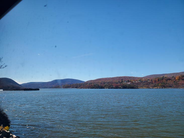 Metro-North Hudson Line, Hudson Valley, New York, November 1, 2024