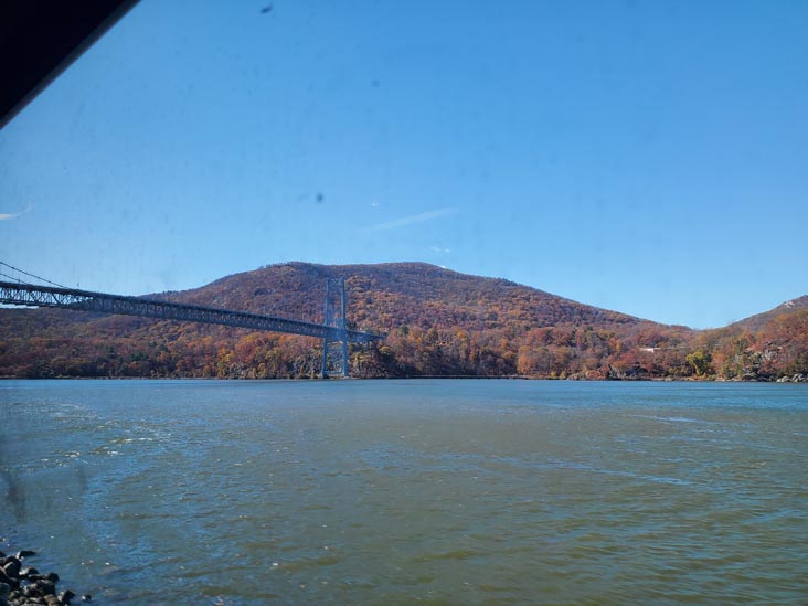 Metro-North Hudson Line, Hudson Valley, New York, November 1, 2024