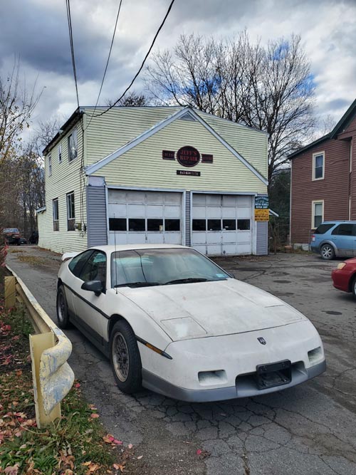 Jeff's Auto & Cycle Repair, 231 Jersey Avenue, Port Jervis, New York, November 13, 2022