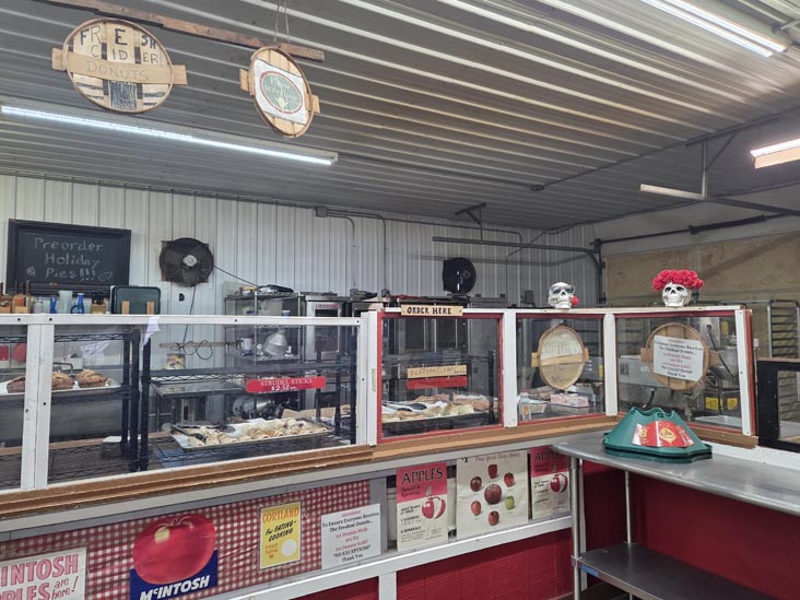 Bakery, Stuart's Farm, Granite Springs, New York, December 13, 2025