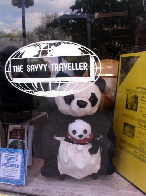 The Savvy Traveller, 310 South Michigan Avenue, Chicago, Illinois