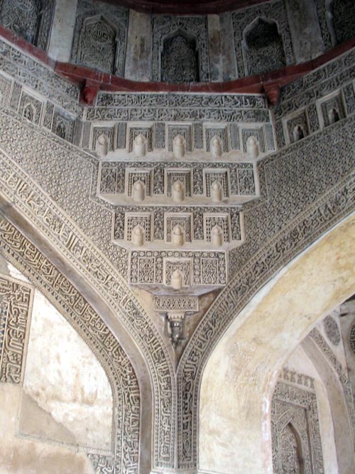 Bara Gumbad (Big Dome), Lodhi Gardens, New Delhi, India