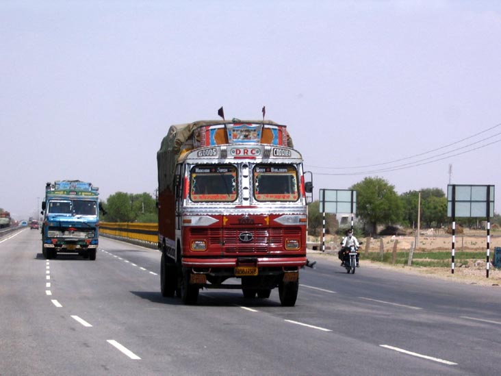 Tata Lorry, National Highway No. 8, Rajasthan, India