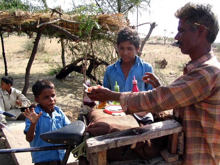 Shaved Ice Seller, Roadside Tea Stand Between Nasirabad And Mangliawas, Rajasthan, India