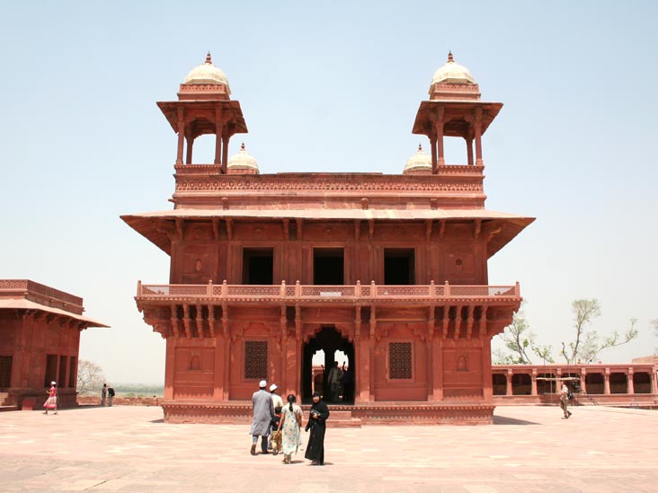 Diwan-I-Khas (Hall of Private Audience), Fatehpur Sikri, Uttar Pradesh, India