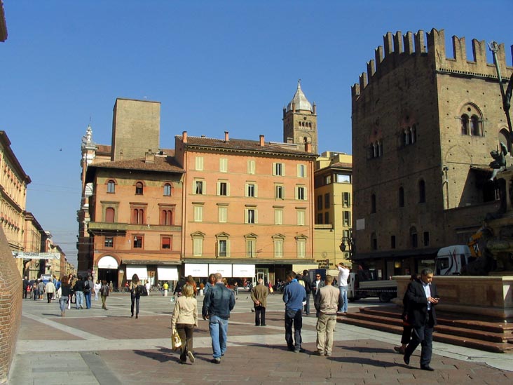 Piazza del Nettuno, Bologna, Emilia-Romagna, Italy