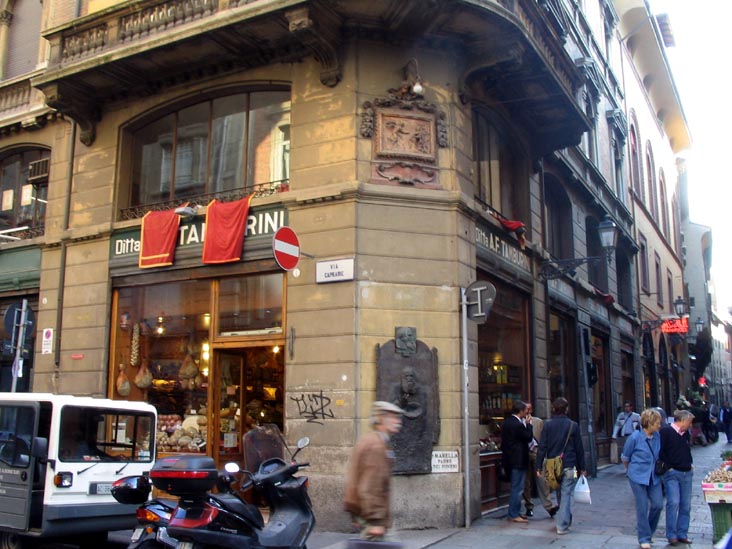 Tamburini, Via Caprarie, 1, Bologna, Emilia-Romagna, Italy