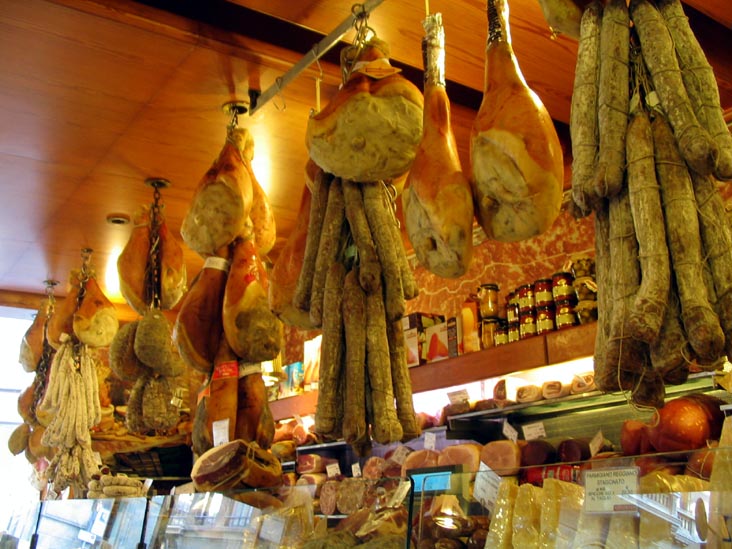 Tamburini, Via Caprarie, 1, Bologna, Emilia-Romagna, Italy