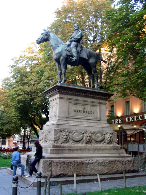 Gardibaldi Monument, Via dell'Indipendenza, Bologna, Emilia-Romagna, Italy
