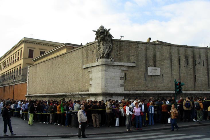 Line To Enter Vatican Museum (Musei Vaticani), Via Ottavino and Via Porta Angelica, Vatican City