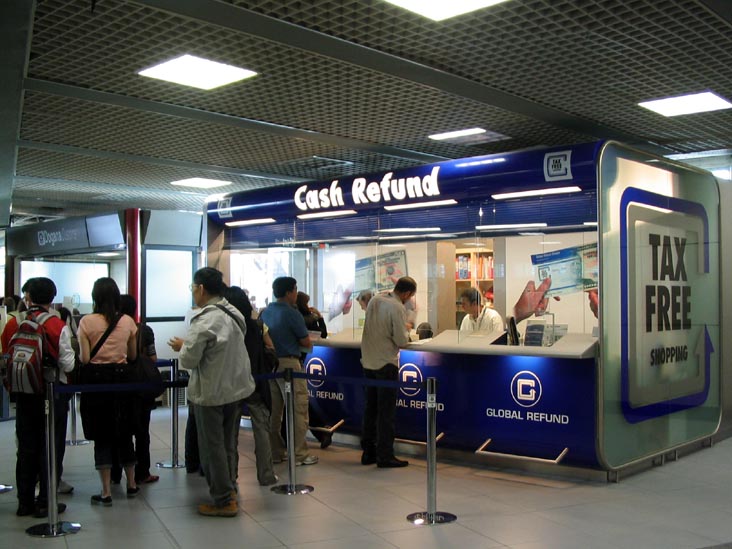 Tax Refund Kiosk, Aeroporto Leonardo da Vinci di Fiumicino, Fiumicinio, Rome, Lazio, Italy