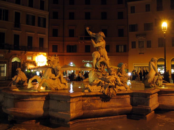Fontana di Nettuno, Piazza Navona, Rome, Lazio, Italy